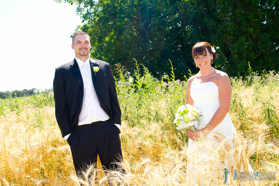 0008_4820 Eugene Wedding Photographers | Clear Lake Gardens | Lindsay & Mitch