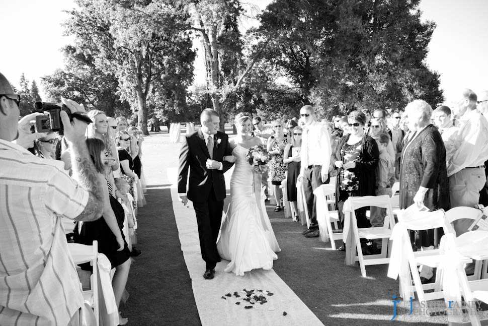 0009_0402 Eugene Wedding Photographers | Shadow Hills Country Club | Hannah & Dan