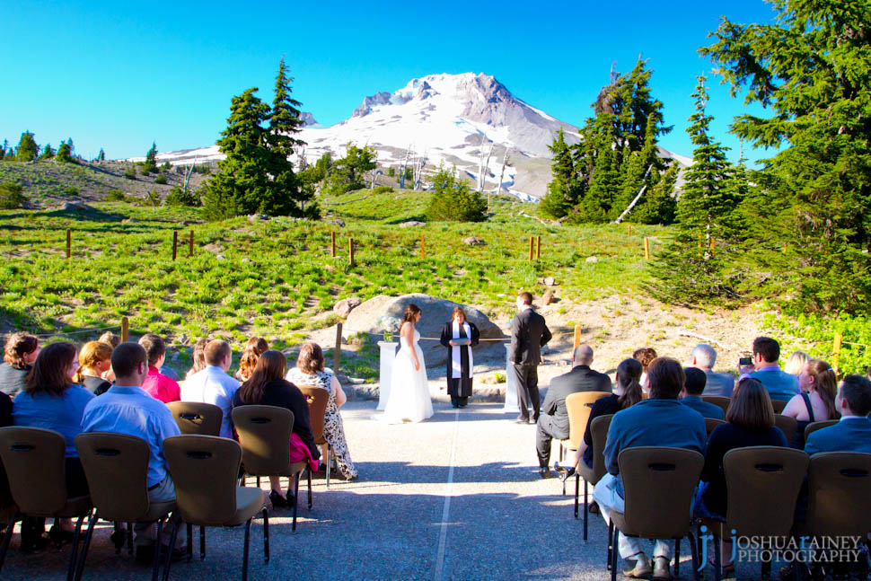 0010_6867 Portland Oregon Wedding Photographer | Timberline Lodge | Stephanie & Phil