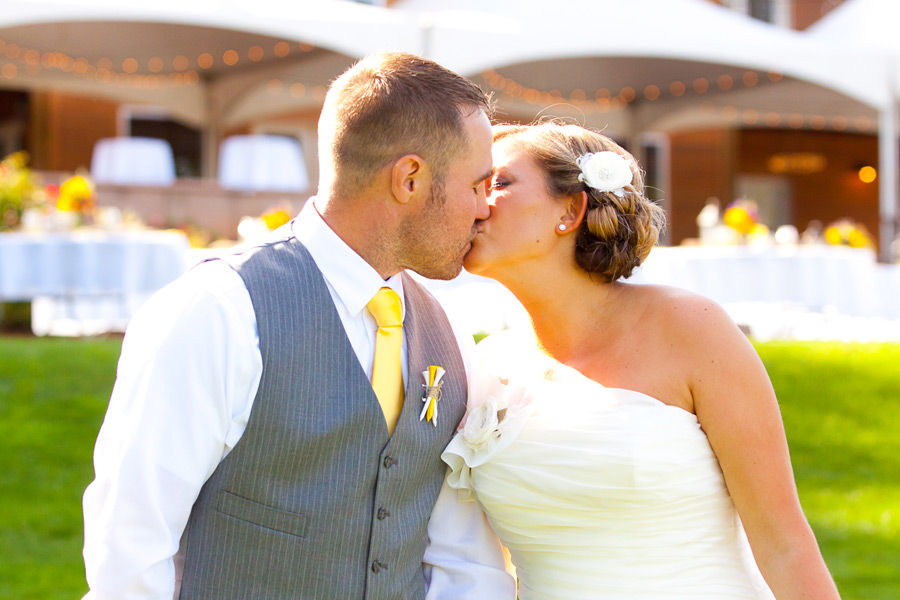 oregon-wedding-photographer-eugene-dw-029 Junction City Wedding | The Inn At Diamond Woods | Brandee & Jake
