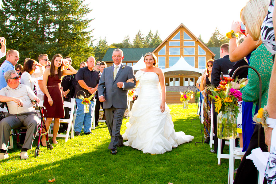 oregon-wedding-photographer-eugene-dw-046 Junction City Wedding | The Inn At Diamond Woods | Brandee & Jake