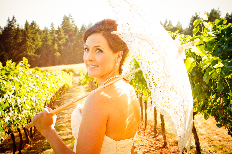 sweet-cheeks-oregon-wedding-photographer-033 Eugene Wedding Photographer | Sweet Cheeks Winery | Kerry & Nathan