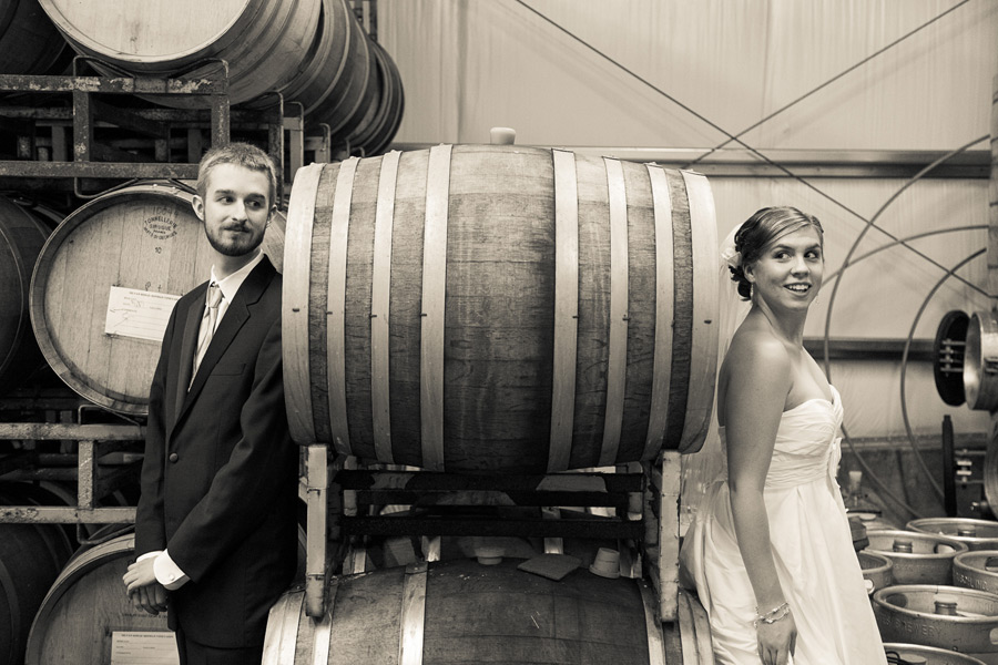 vineyard-wedding-or-011 Sylvan Ridge Winery Wedding | Jeneva & Douglas