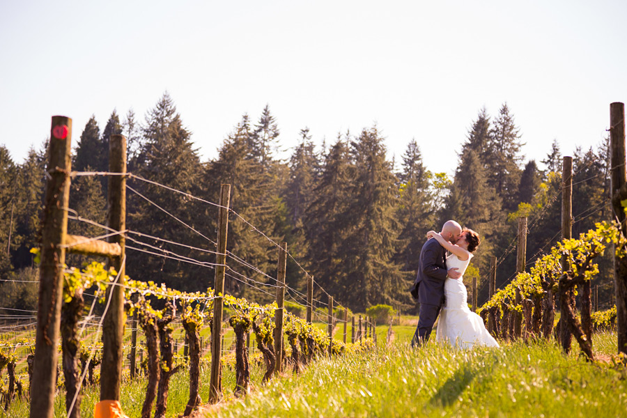 Sweet Cheeks Wedding | Erin & Kevin | Eugene Oregon