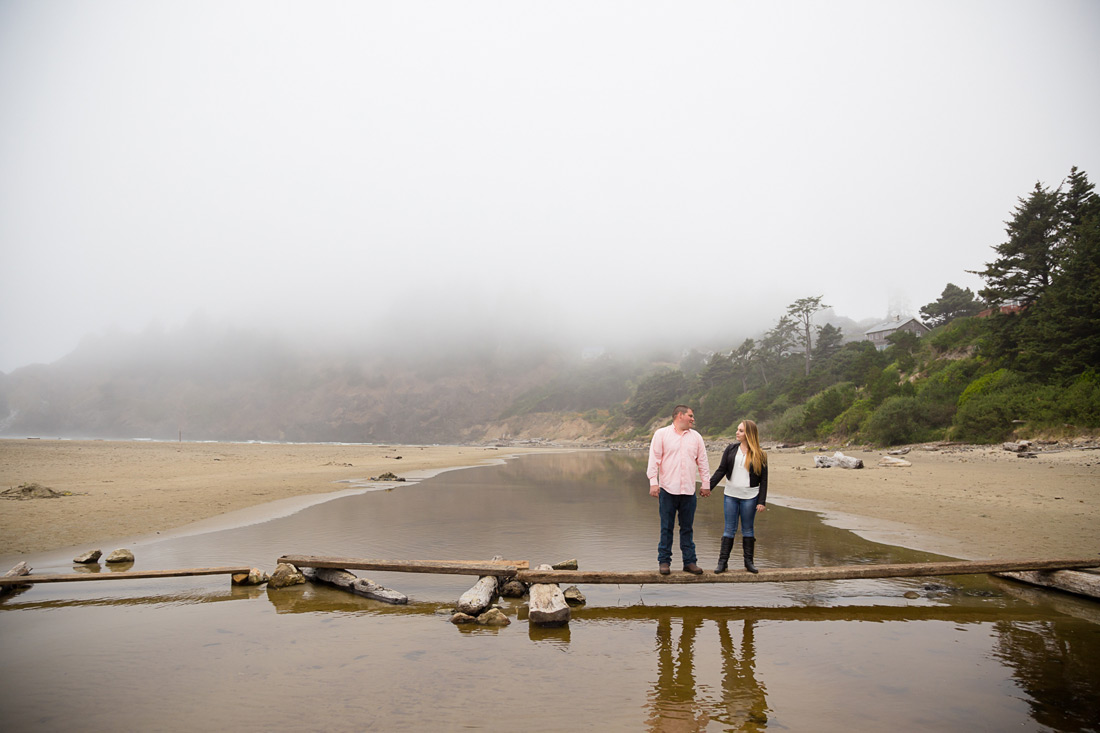 Engagement Photos | Oregon Coast | Agate Beach | RaeLynne & Perry