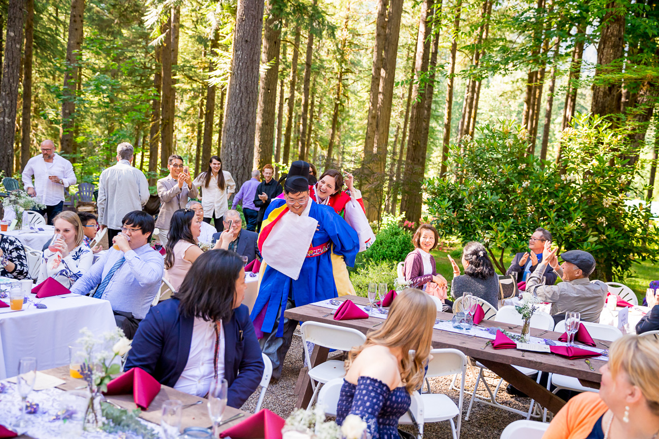 loloma-lodge-oregon-wedding-23 Loloma Lodge Oregon Wedding | Anna & Justin | Traditional Korean Tea Ceremony