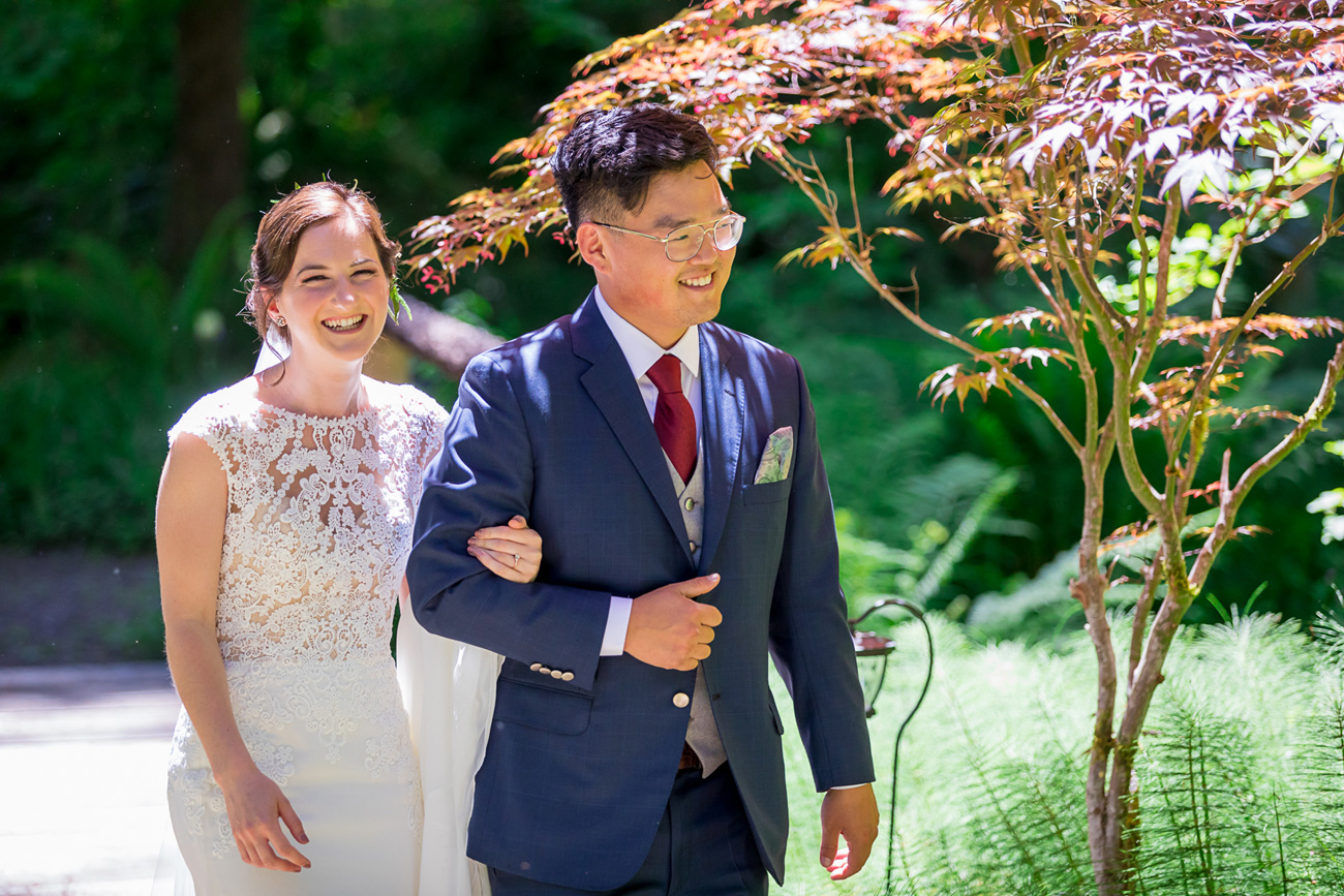 loloma-lodge-oregon-wedding-64 Loloma Lodge Oregon Wedding | Anna & Justin | Traditional Korean Tea Ceremony