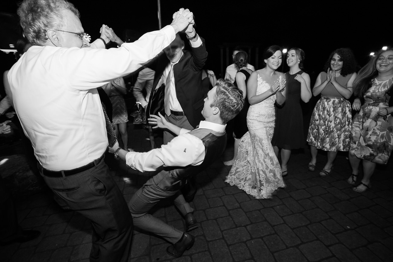 wedding-at-sweet-cheeks-winery-05 Wedding at Sweet Cheeks Winery | Eugene Oregon Photography | Emily & Bradley