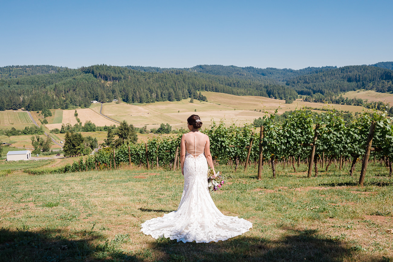 wedding-at-sweet-cheeks-winery-54 Wedding at Sweet Cheeks Winery | Eugene Oregon Photography | Emily & Bradley