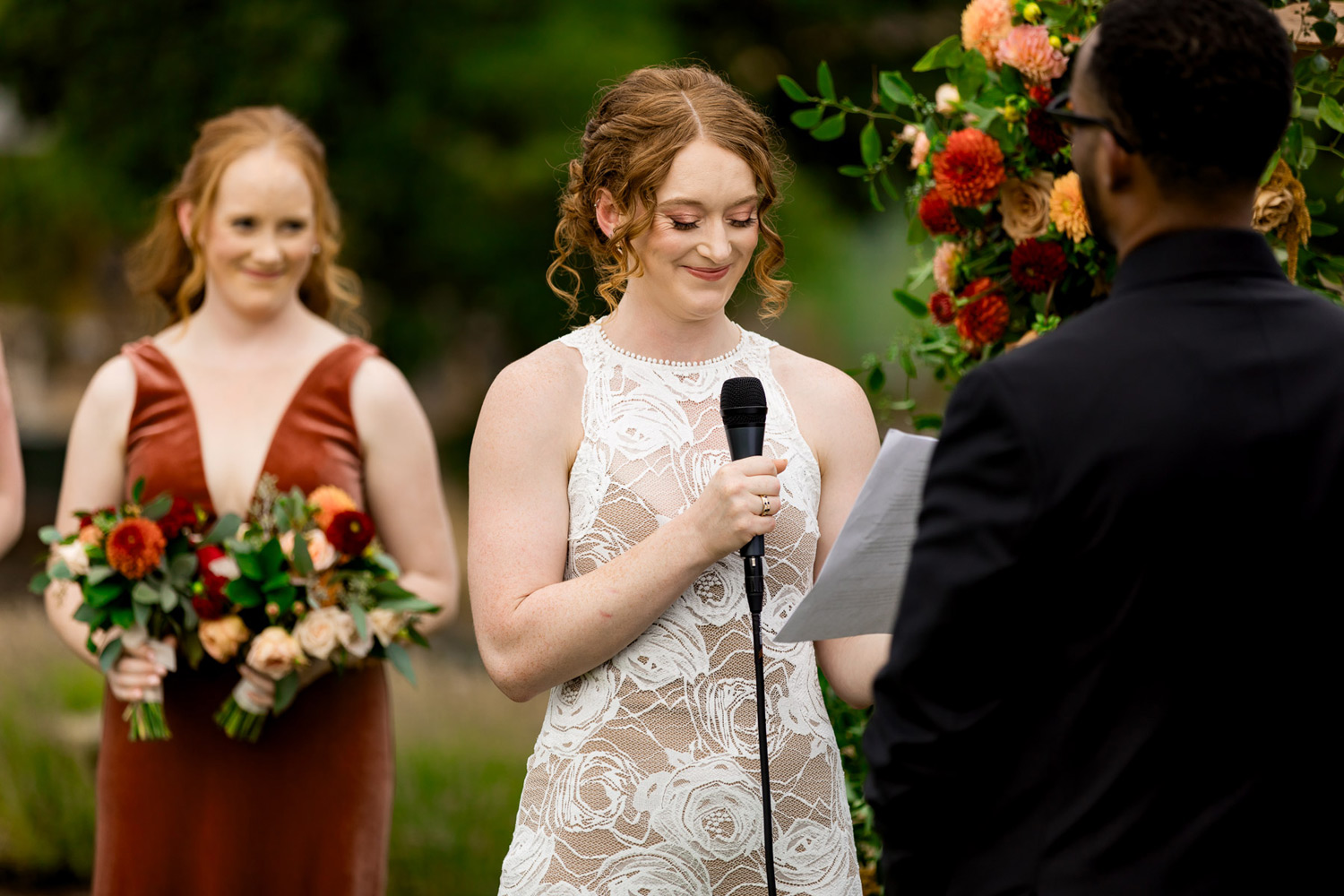 046-abbey-road-farm-wedding- Abbey Road Farm Wedding | Portland Oregon Wedding Photographer | Emma & Taylor