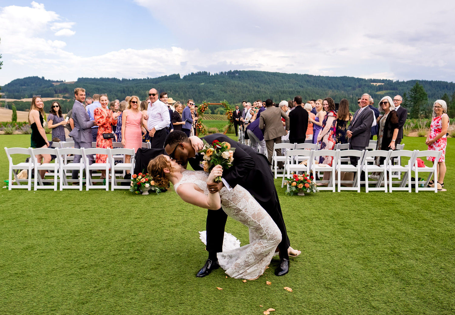 052-abbey-road-farm-wedding- Abbey Road Farm Wedding | Portland Oregon Wedding Photographer | Emma & Taylor